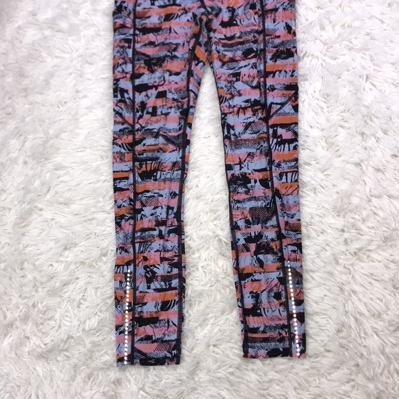 Lululemon Fast & Free 7/8 Tight II *Nulux 25" Inversion Multi - Picture 3 of 10